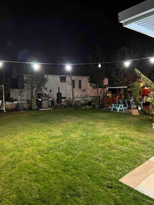 אחוזת היניבים Yaniv Estate Villa Nurit Exterior photo